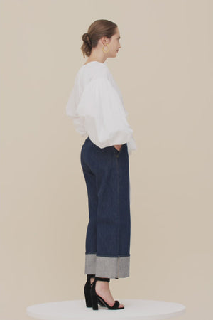 Cropped volume top in organic cotton