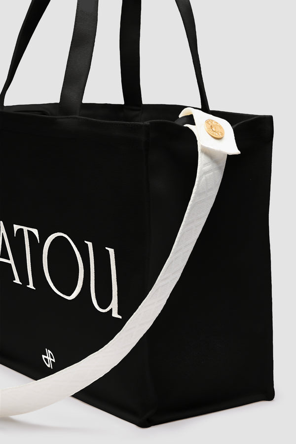 Patou - Tote Patou grande in cotone - Black - Borsa in cotone nero. Logo Patou e monogramma JP ricamati. Tracolla con logo JP e due bottoni oro incisi Patou. Doppio manico. Può essere portata a mano o in spalla.