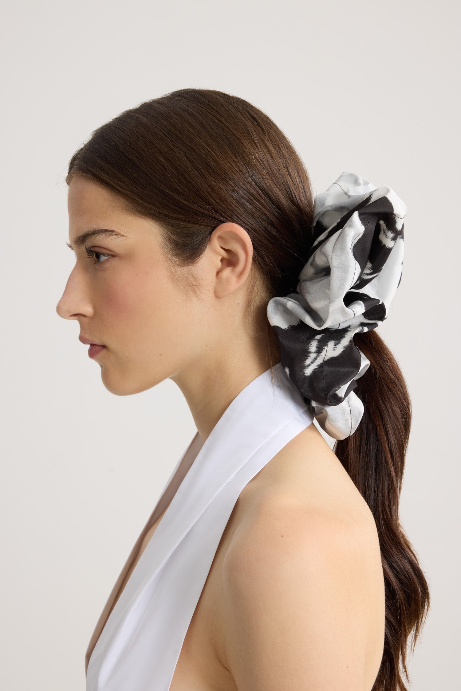 Patou - Recycled Faille Maxi Scrunchie - Night Garden - Maxi scrunchie in recycled faille with abstract black and white print. Oversized model. Patou label. Hair accessory.