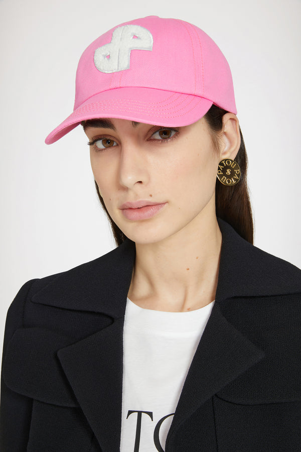 Patou - コットン製JPキャップ - Pink - パトゥ コーデを楽しんでいますか？ピンクのコットン製ベースボールハット。前面にJPパッチ。バックに伸縮性のあるストラップ。ユニセックス スタイル。サイズ：S：頭周り 55cmM：頭周り 57cmL：頭周り 59cm