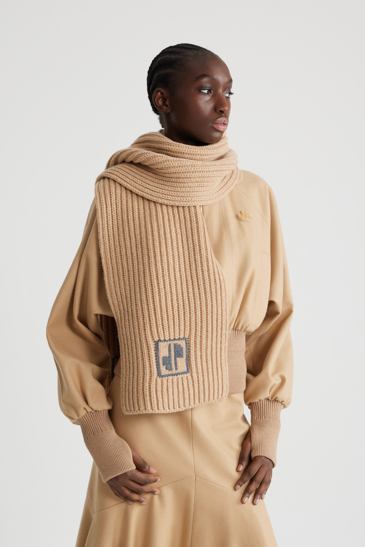 Patou - JP scarf in sustainable wool and cashmere - Biscuit - Biscuit beige sustainable wool and cashmere scarf. Rib knit. Contrast JP jacquard at the front.