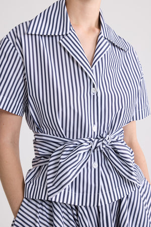 Chemise nouée en faille recyclée