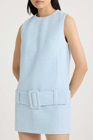 Robe courte ceinturée en tweed de coton bio léger