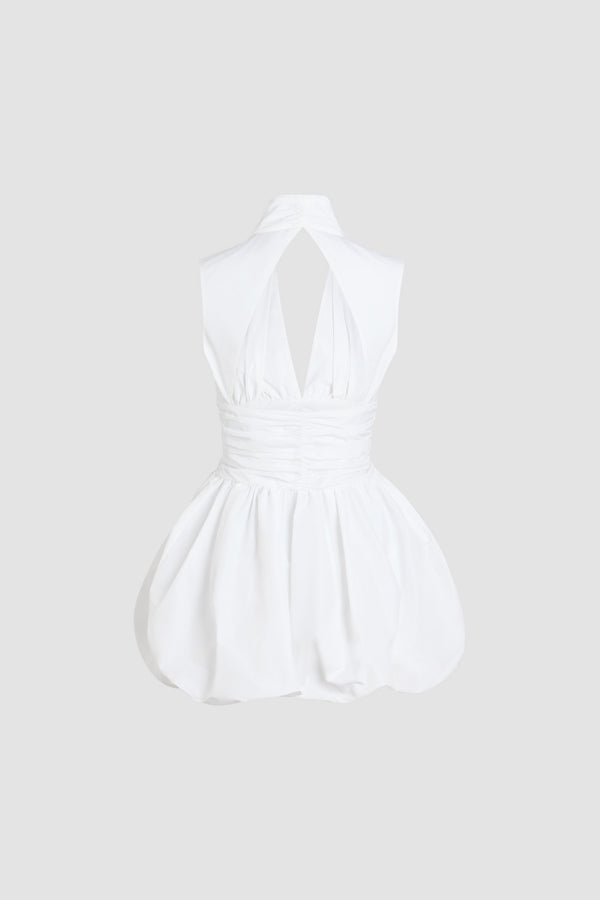 Patou - Robe boule courte dos nu en faille recyclée - White - Robe en faille recyclée blanche. Modèle court. Bustier ajusté avec fronces à la taille. Col V profond. Dos nu. Jupe boule.Cette robe fait partie de la collection Cérémonie créée pour les occasions spéciales.