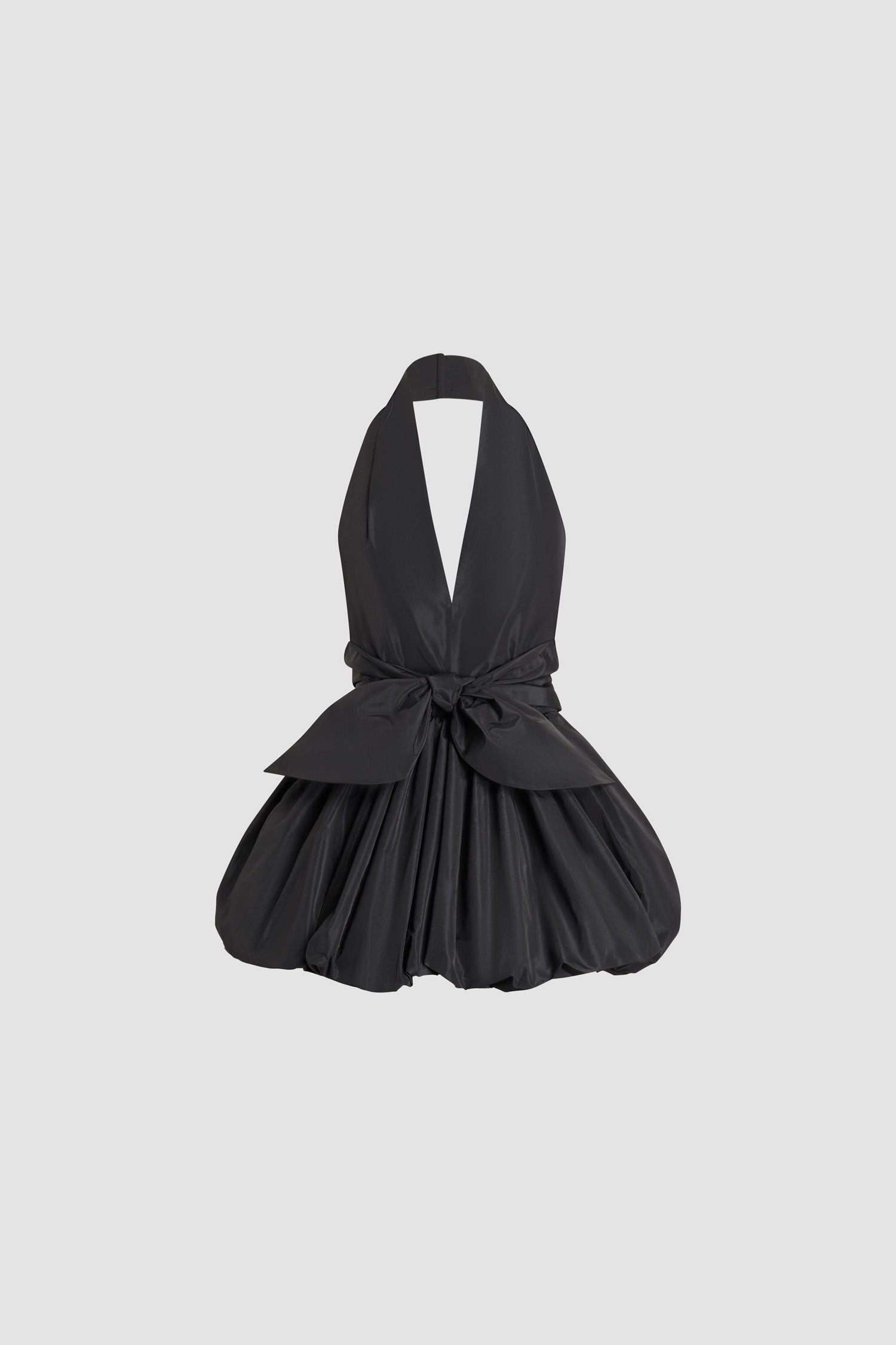 Patou - Robe mini bloomer nouée en faille recyclée - Black - Robe mini bloomer nouée noire. Col V plongeant. Détail noué à la taille.