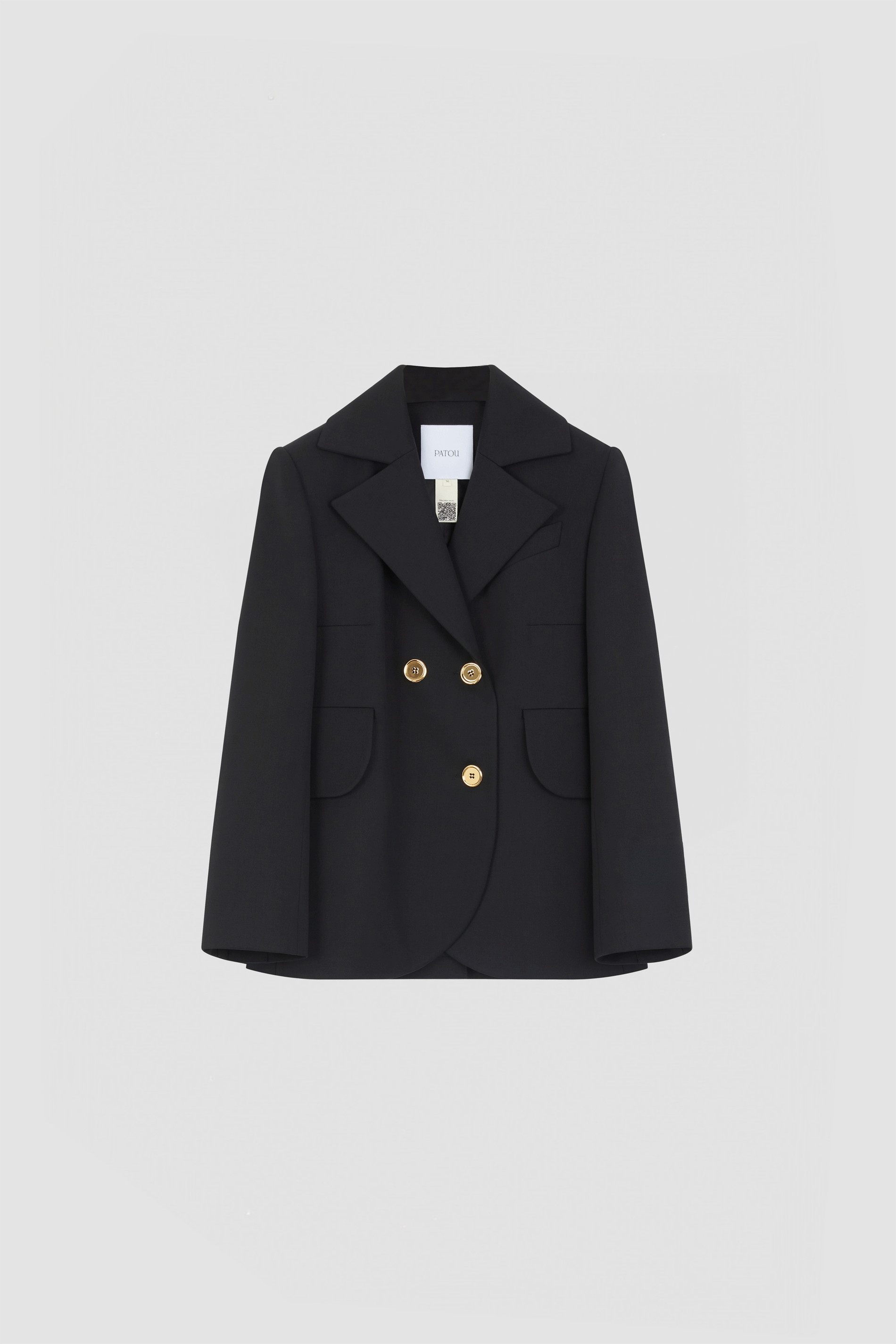 Patou - Giacca sartoriale con cintura in lana tecnica sostenibile - No Label Black - Giacca in twill di lana tecnica sostenibile nera. Modello doppiopetto. Silhouette sartoriale aderente. Rever a punta. Bottoni oro incisi con logo Patou. Cintura in tessuto in vita. Tasche con pattina. Maniche cropped.