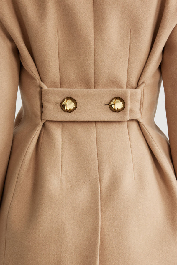 Patou - Relaxed belted jacket in sustainable wool and cashmere blend - Beige - Beige sustainable wool and cashmere blend flannel jacket. Relaxed fit. Notch lapels. Gold-tone half-sphere JP buttons. Removable belt with adjustable buckle. Flap pockets. Buttoned cuffs. Patou label on the left sleeve. Lined.