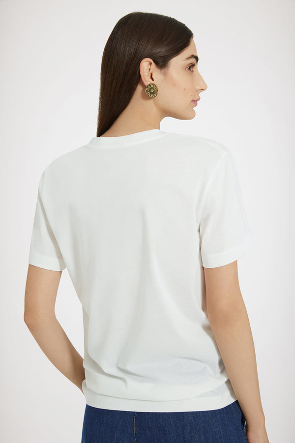 Patou - Patou Patou t-shirt in organic cotton - White - Patou! Patou! Patou!White organic cotton t-shirt. Regular fit. Crewneck. Multiple Patou logos printed at the front.