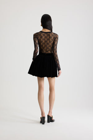 Second skin top in lace jersey