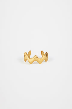 Wave cuff in gold-plated brass