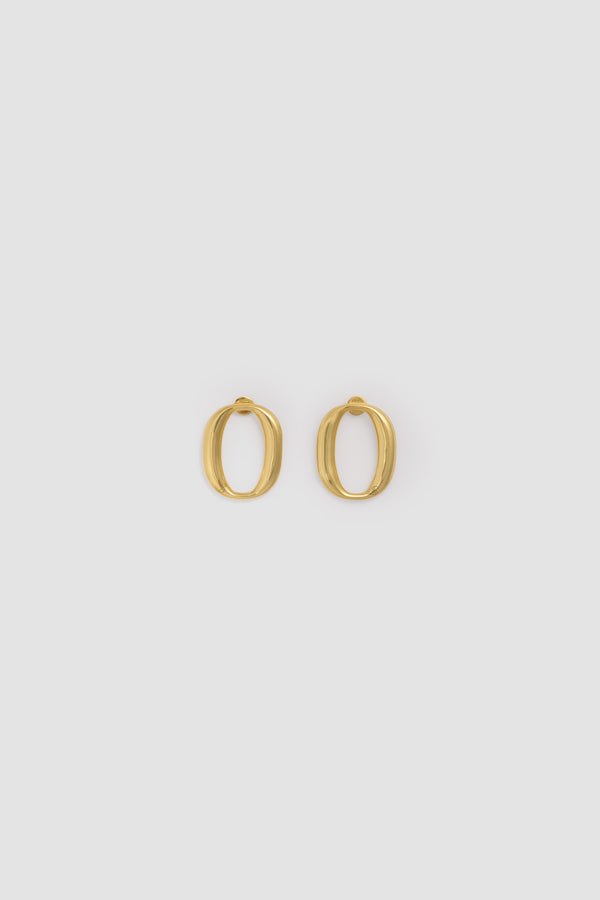 Patou - Boucles d’oreilles ovales en laiton doré - Gold - Boucles d’oreilles en laiton doré. Modèle ovale. Monogramme JP gravé. Fermoir poussette convenant aux oreilles percées.
