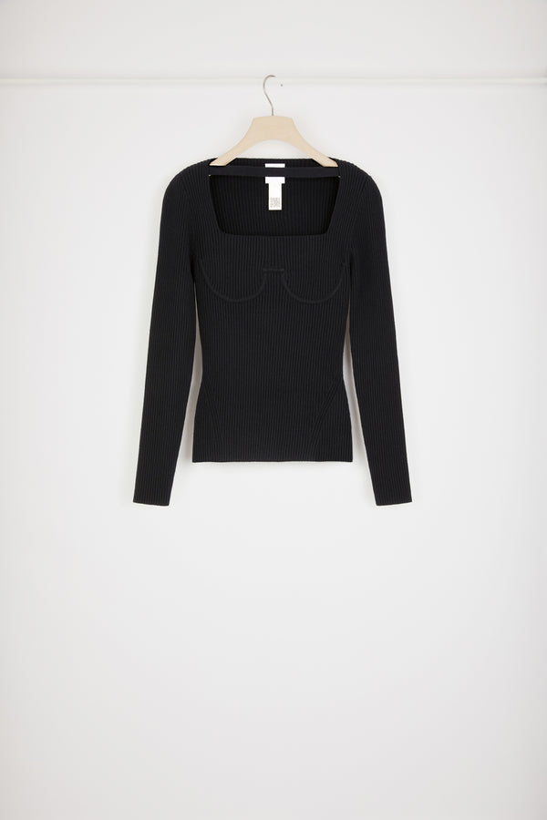 Patou - 지속 가능한 울 혼방 립 코르셋 탑 - Black - 새로운 방식의 코르셋.블랙 울 혼방 탑. 립 니트. 몸에 밀착되는 실루엣. 쇄골을 지나는 스트랩이 돋보이는 스퀘어 네크라인. 코르셋에서 영감을 받은 앞면의 심 디테일.이 탑은 타이트하게 밀착되는 디자인입니다.