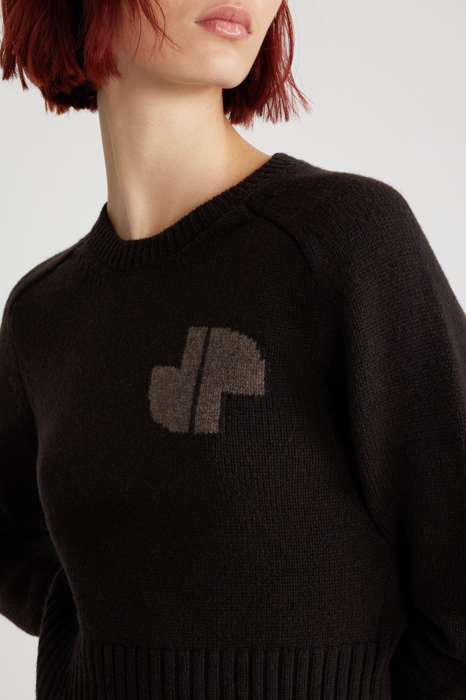 Patou - JP jumper in sustainable wool and cashmere - Mink brown - Mink Brown sustainable wool and cashmere jumper. Round neck. Ribbed collar, cuffs and hem. Stylised JP monogram at the chest.