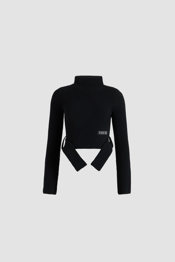 Patou - Maglione corto con cintura in lana e cashmere - Black - Maglione in lana merino e cashmere nero. Maglia a costine. Modello corto. Collo a lupetto. Cintura morbida in vita. Etichetta con logo Patou sul davanti.