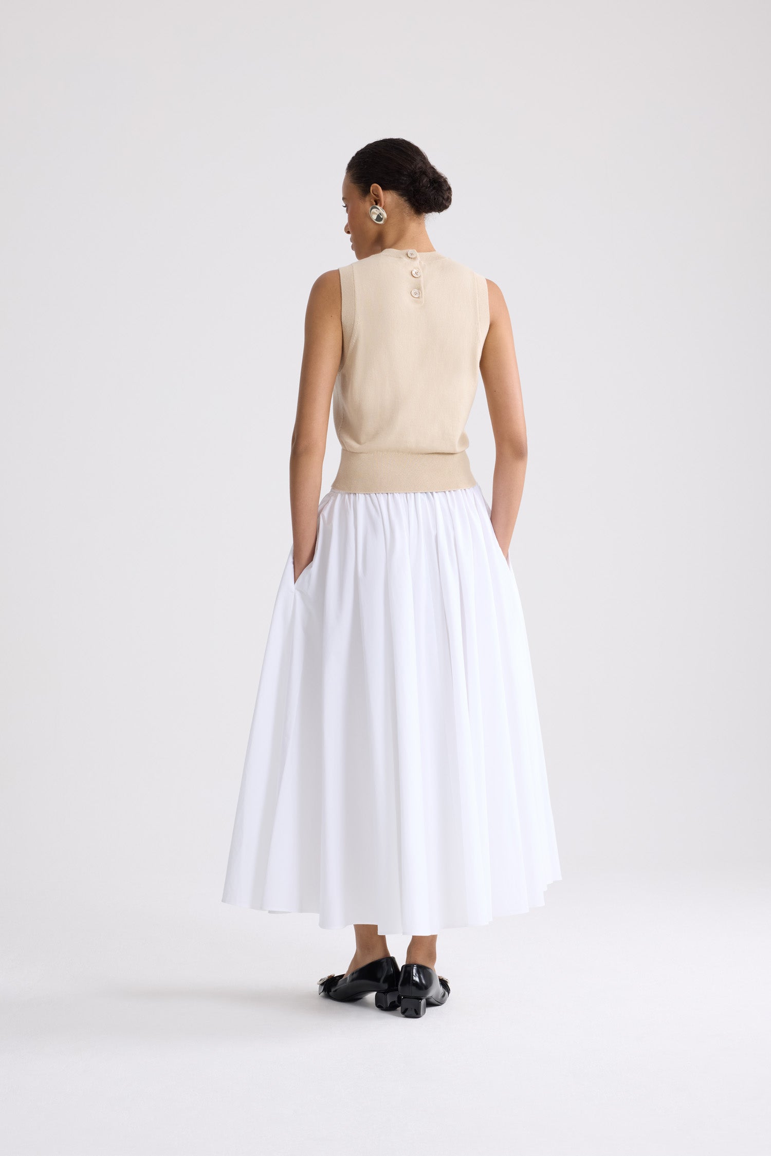 Patou - Top a Maglia Senza Maniche in Cotone - Safari Sand - Top senza maniche beige. Materiale in cotone. Collo rotondo.