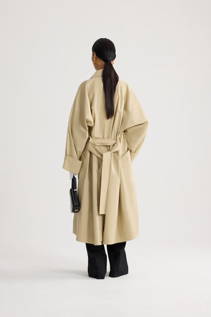 Trench coat leggero in cotone biologico