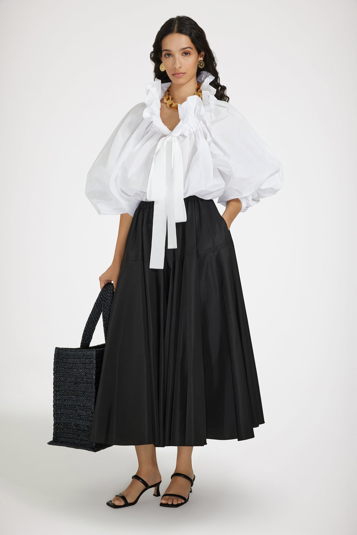 Patou - Maxi skirt in recycled faille - Black - Volume that screams Patou!Black recycled polyester faille skirt. High waist. Maxi length. Full volume. Elasticated waist. Seam pockets.