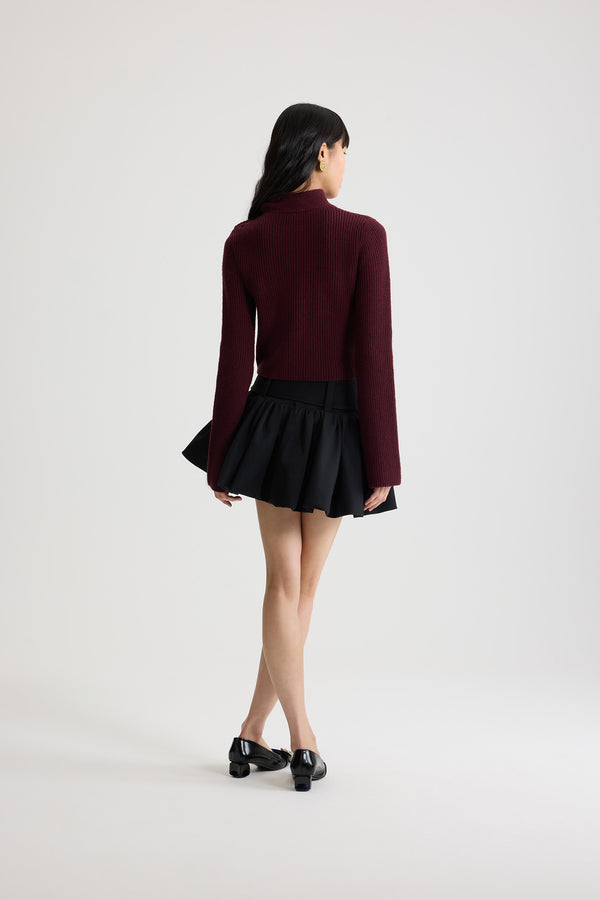 Patou - Mini-Ballonrock mit Gürtel aus Bio-Baumwollgabardine - Black - Rock aus Bio-Baumwollgabardine in Schwarz. Kurz geschnitten. Niedrige Leibhöhe. Voluminöse Silhouette, die aufgeplustert werden kann. Breiter Stoffgürtel mit stoffbezogener Schließe. Reißverschluss hinten.