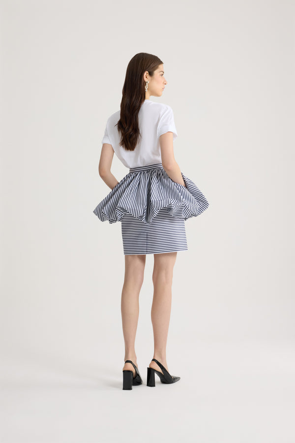 Patou - Gonna midi peplum in faille riciclata - Offshore Stripes - Gonna midi peplum a righe blu e bianche in faille riciclata. Vita alta.