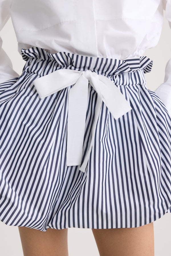 Patou - Gonna bloomer in faille riciclata - Offshore Stripes - Gonna bloomer a righe blu e bianche in faille riciclata. Coulisse in vita.