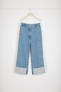 Iconic trousers in cotton denim