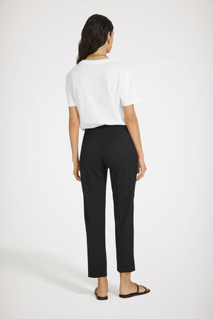 Pantalone affusolato in lana tecnica
