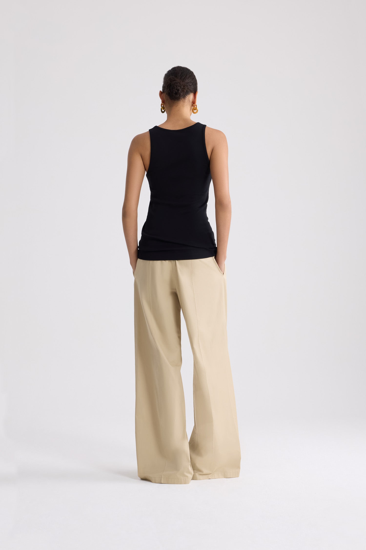Patou | レディス パンツ＆スカート、上質でシックなジーンズ - Patou.com