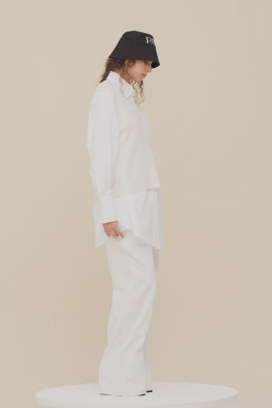 Maglione smanicato in misto lana ecosostenibile