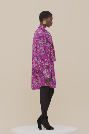 Blouse lavallière en soie imprimée