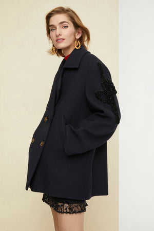 Peacoat-Mantel mit juwelenverziertem Logo
