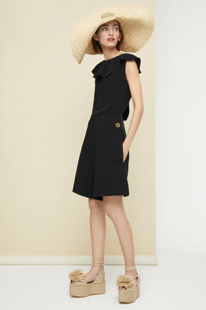 Jumpsuit mit Cut-Outs hinten.