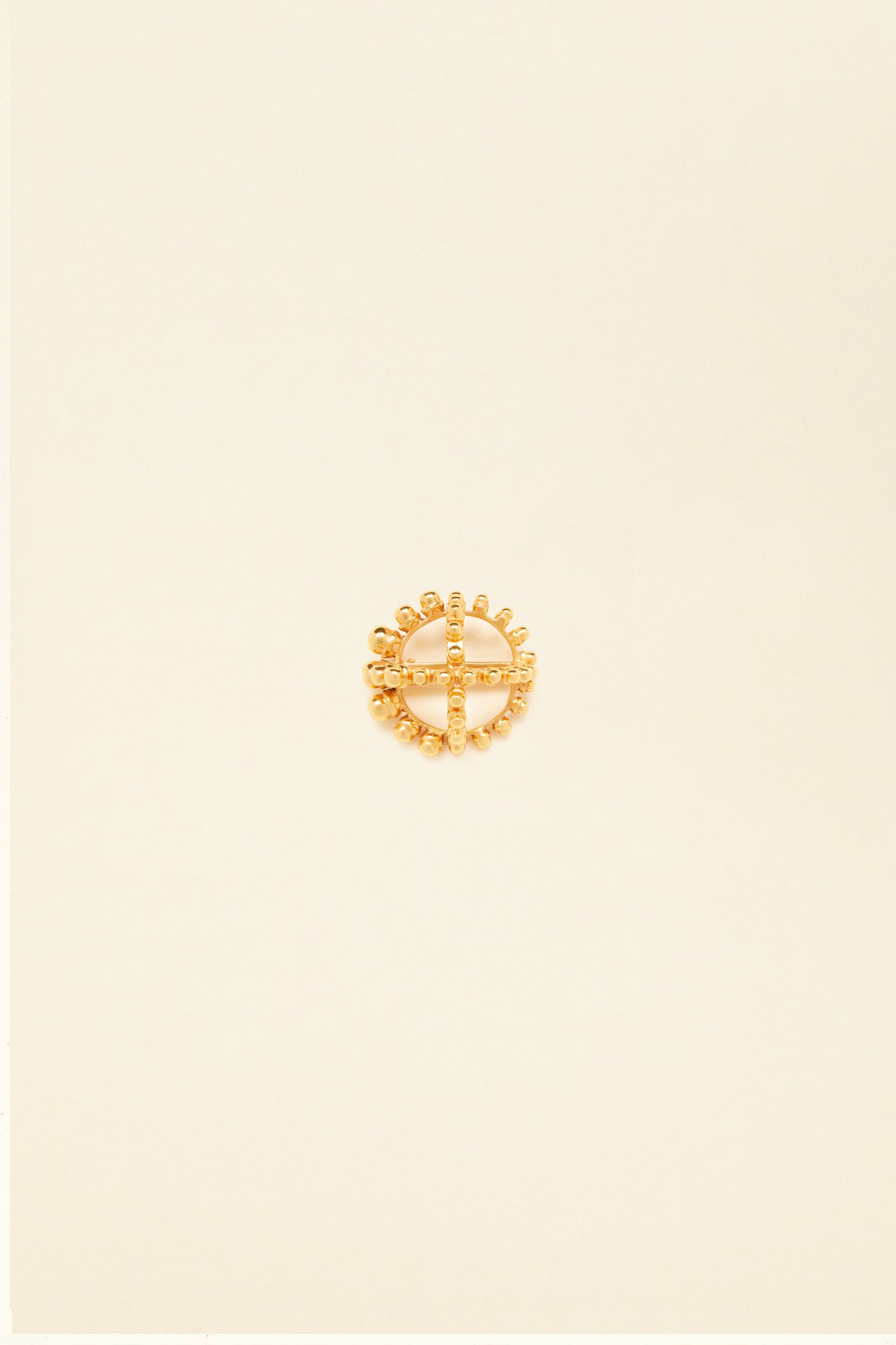 Patou - Round brass pearl brooch - Gold - Classic geometries in brass pearls. Round brass brooch with central cross covered in brass pearls.