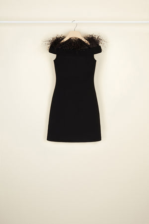 Robe en maille à plumes