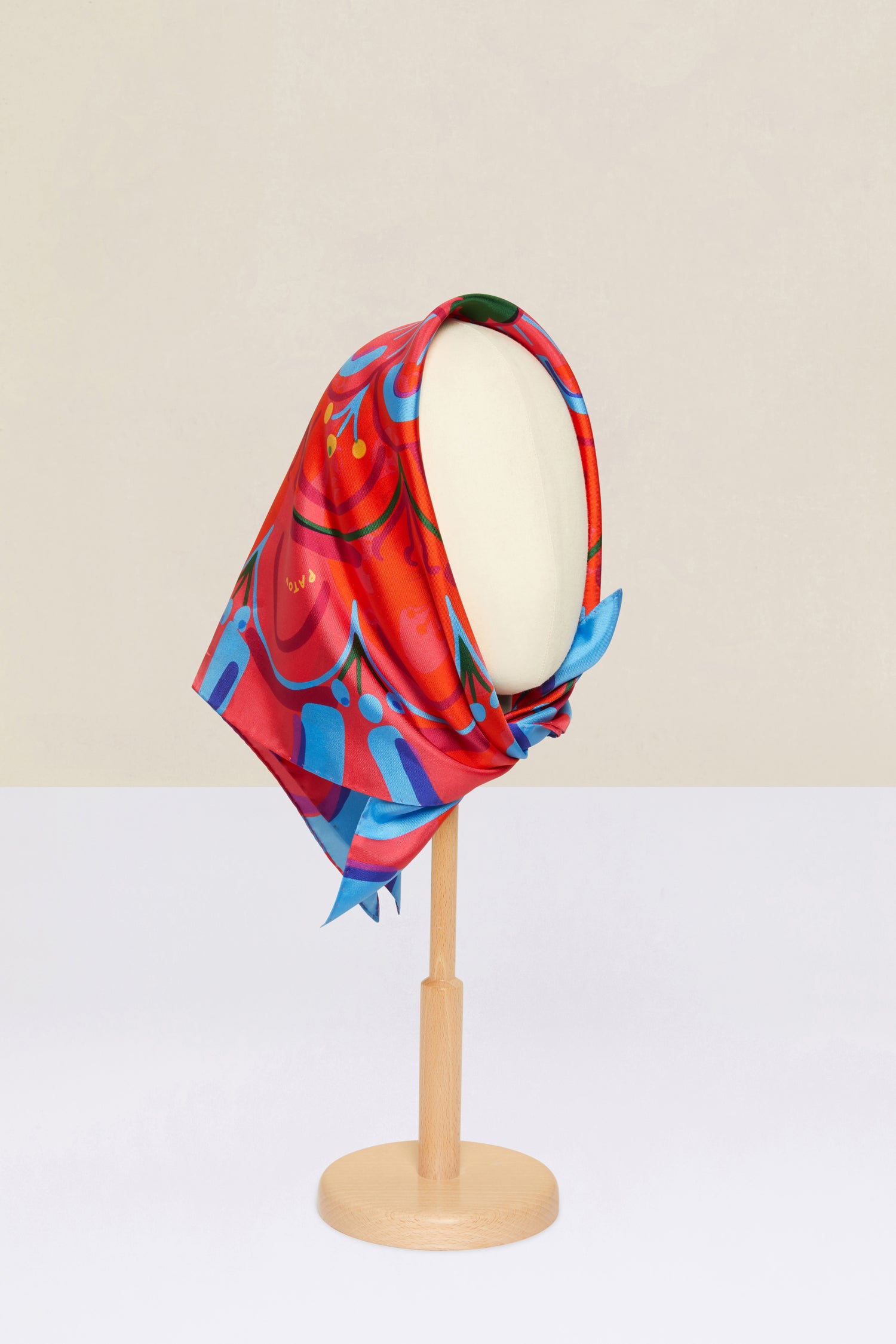 Patou - Floral print silk foulard - Strawberry Flower - A fantasy winter garden of rare Patou blooms. Silk twill square scarf featuring a Strawberry Flower pattern. Entirely drawn by hand. Handwritten Patou signature.
