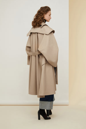 Oversized belted coat in organic gabardine with detachable collar