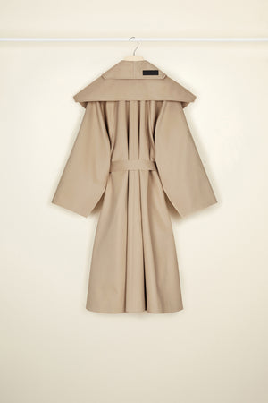 Oversized belted coat in organic gabardine with detachable collar