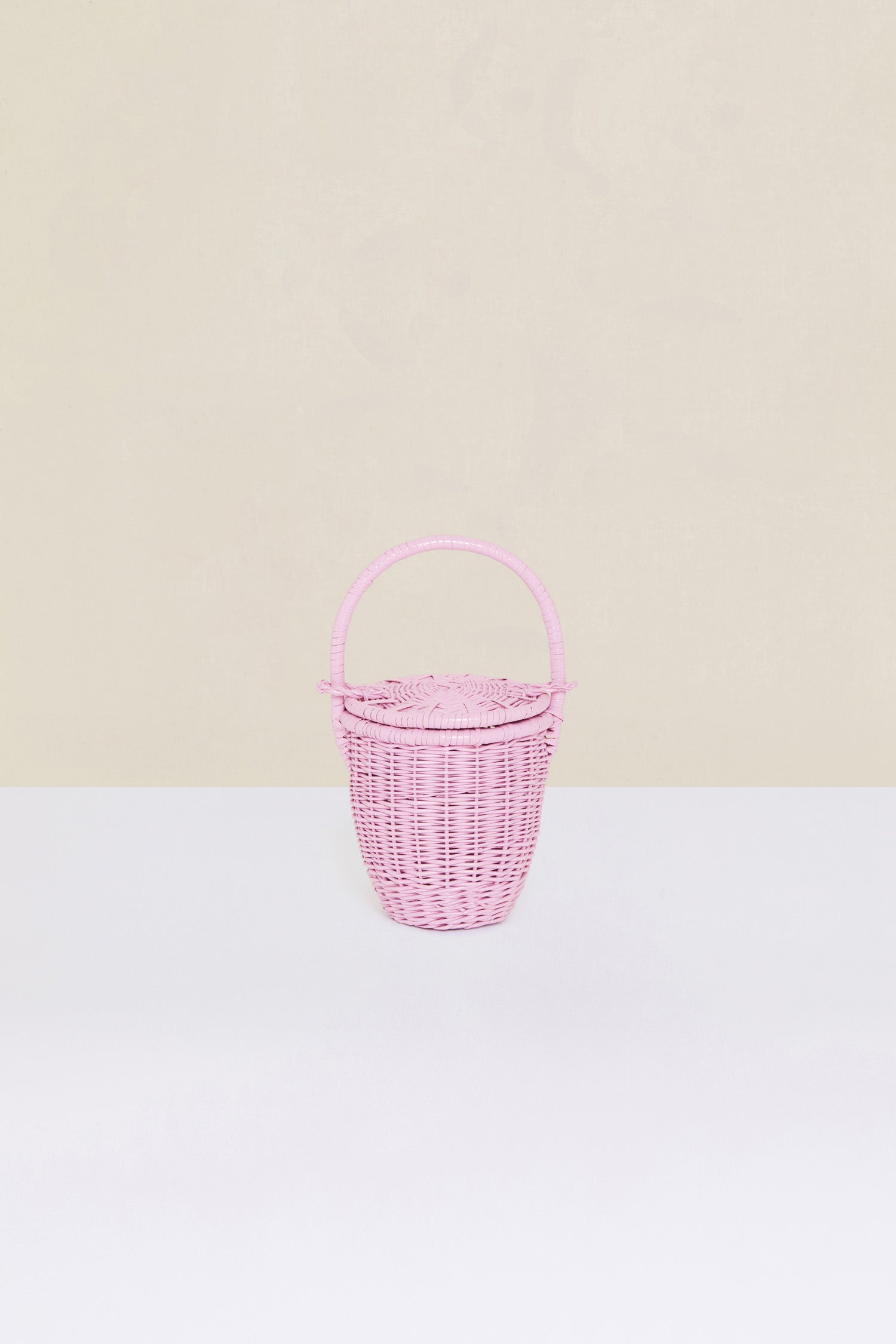 Patou - Wicker bucket bag - Lilac - Soon to be on everyone&amp;#39;s lips...Lilac wicker bucket bag. Top handle with a sliding lid. Gold-coloured embellishment inspired by the &amp;quot;Bocca della Verità.&amp;quot;This bag is handmade and may have some irregularities.