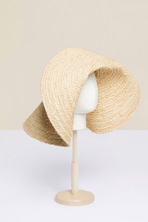 Oversized woven hat