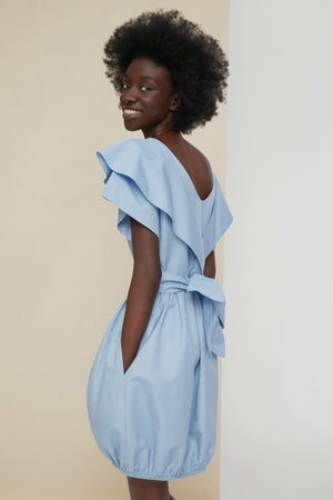 Ballonkleid aus Baumwolle mit gewickelter Rückseite
