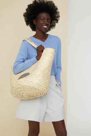 Maglia leggera con collo crochet