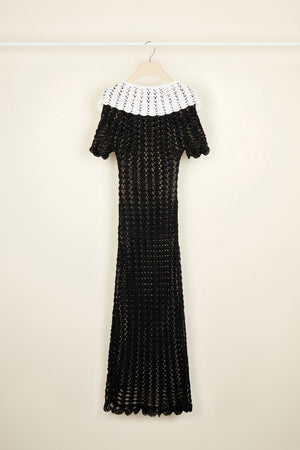 Vestito lungo in crochet bicolore