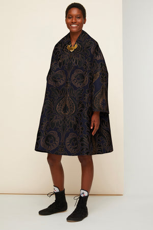Cappotto oversize in broccato di seta floreale