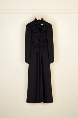 Vestito midi con collo a fiocco