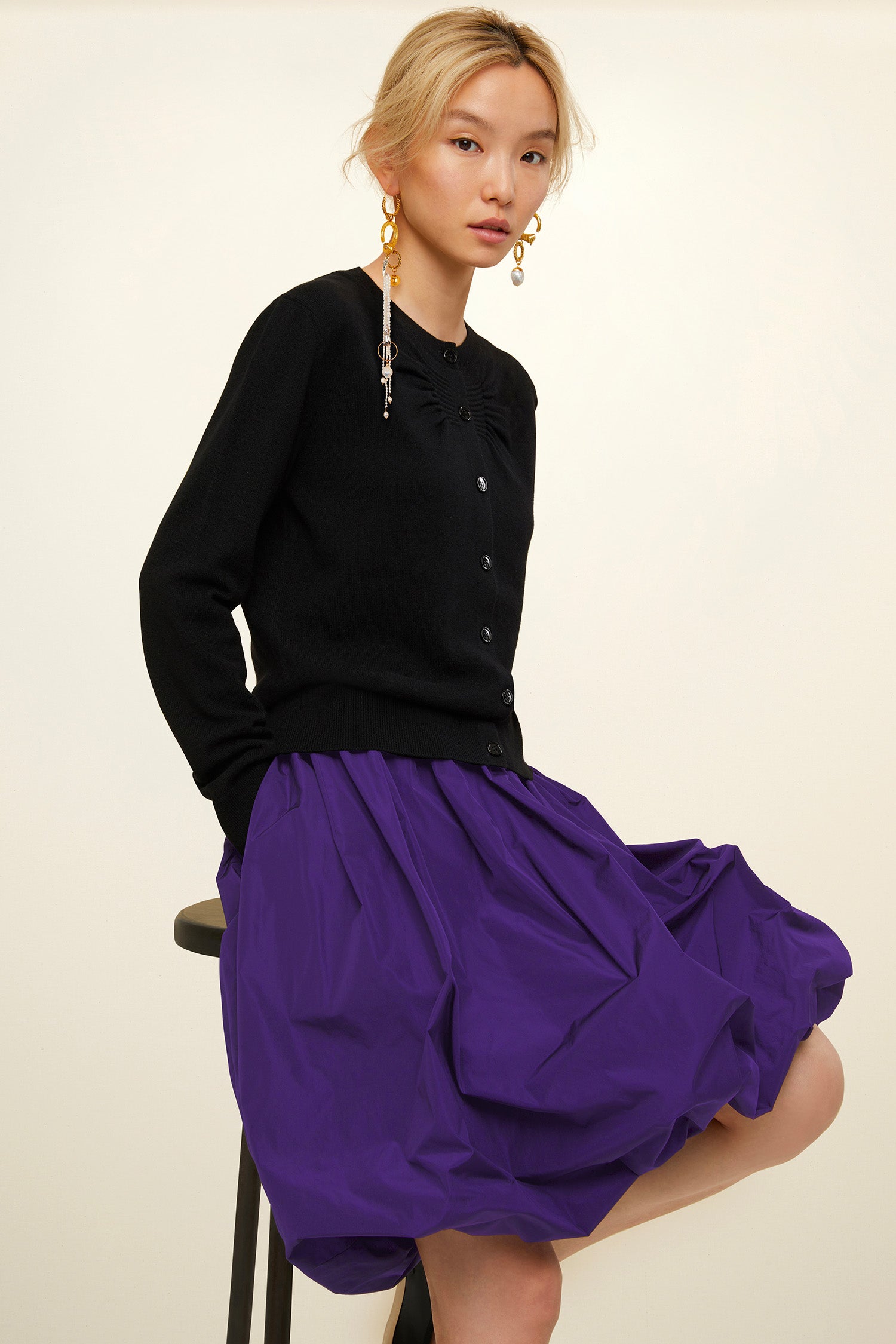 Patou - Gonna a palloncino in faille - Blackberry - Voglia di leggerezza!  Gonna corta in faglia di poliestere. Modello a palloncino. Chiusura con cerniera sul retro.