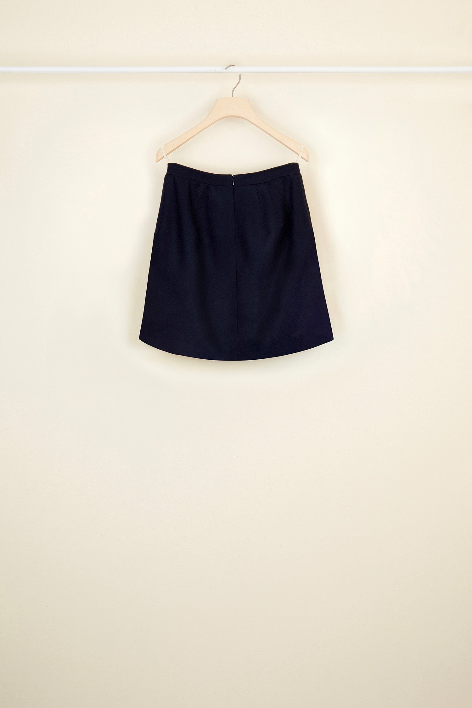 Patou - Wool and cashmere tulip skirt - Navy - Say it with a tulip!  Short navy wool and cashmere skirt. Box pleats at the front, darts at the back. Side pockets and concealed zip fastening at the back.