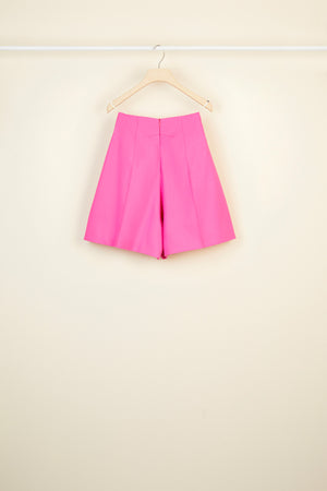 High-waisted virgin wool shorts