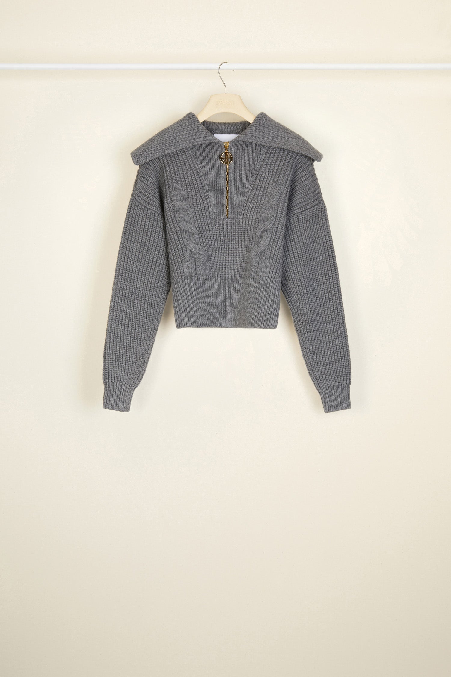 Patou - Zip-up sailor collar wool jumper - Light Grey - Thoroughly modern, unmistakably Patou! Grey wool jumper. Cropped silhouette. Zip-up sailor-style collar. Gold-coloured zip featuring a logo pull tab inspired by a heritage Jean Patou keyring. Cable detailing at the front.