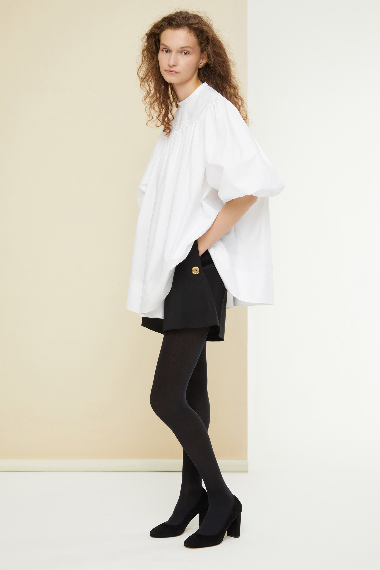 Patou - Communion cotton top - White - Fine details that speak volumes.White organic cotton poplin top. Oversized silhouette. Round collar with yoke and tie fastening at the back. Puff sleeves with elasticated cuffs.