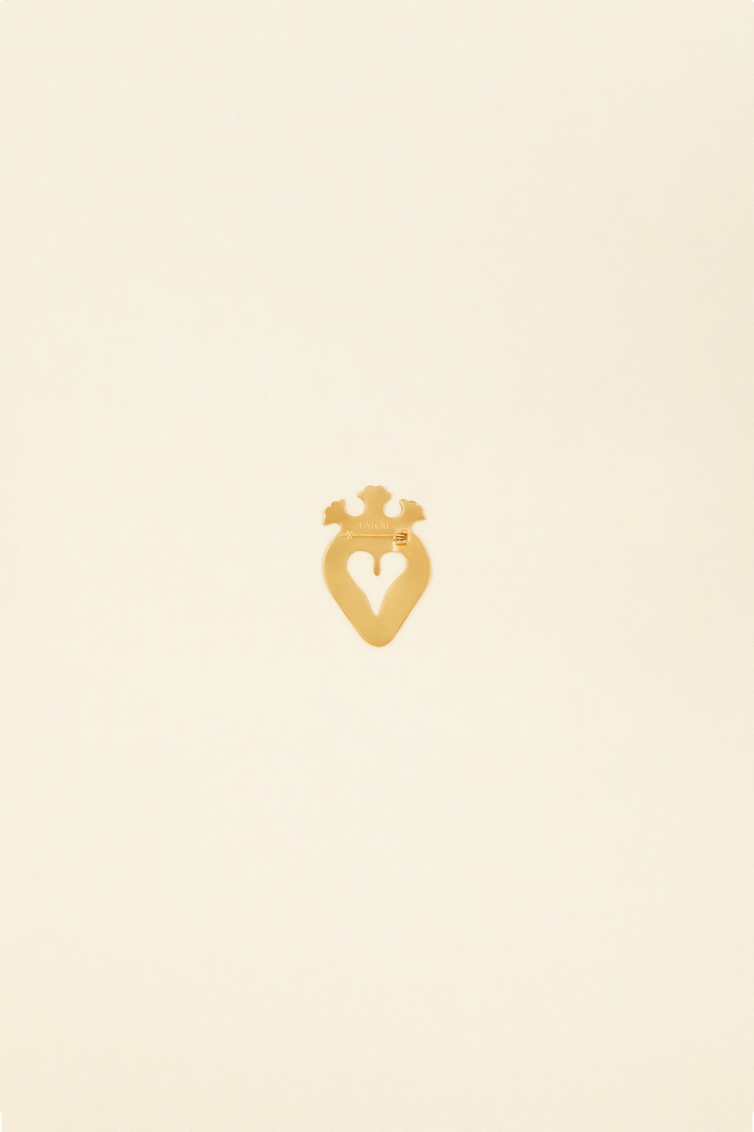 Patou - Cut-out heart brass brooch - Gold - Heart of brass.Gold-coloured brass brooch. Heart cut-out and serrated edges.