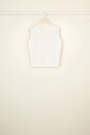 Maglione smanicato in misto lana ecosostenibile